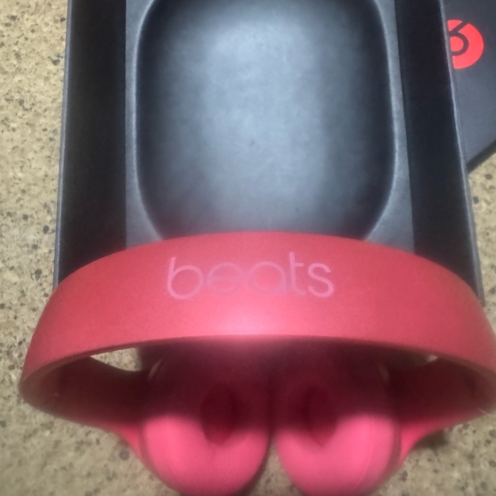 Beats by Dre Rose Gold Studio2 2.0 Wired Headphones